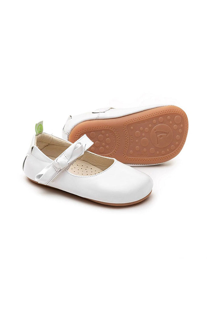 White patent deals baby shoes