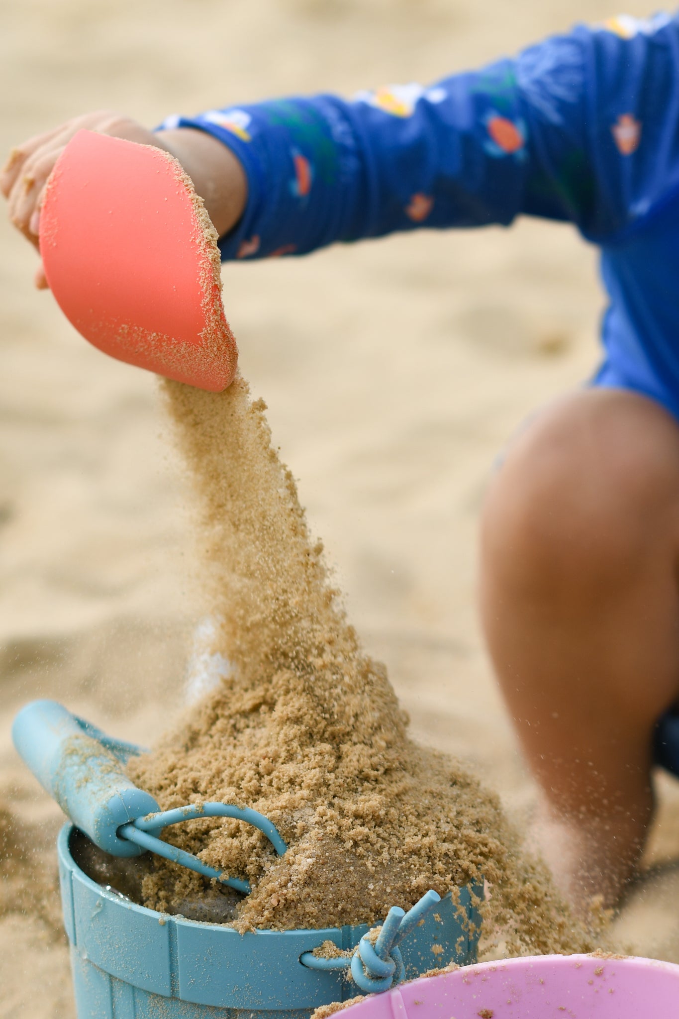 Olive | Silicone Sandcastle Beach Bucket - Turquoise | The Elly Store