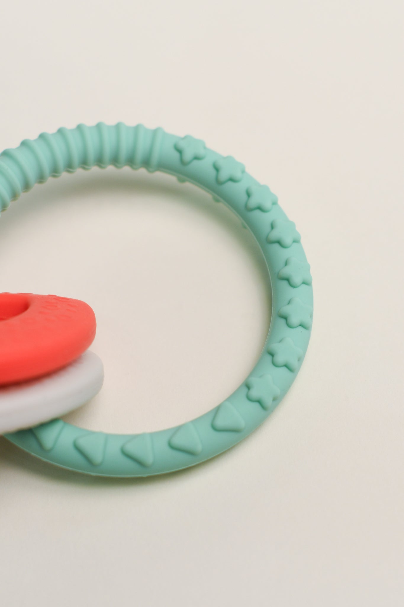 Olive Silicone Toys | Double Heart Teething Ring