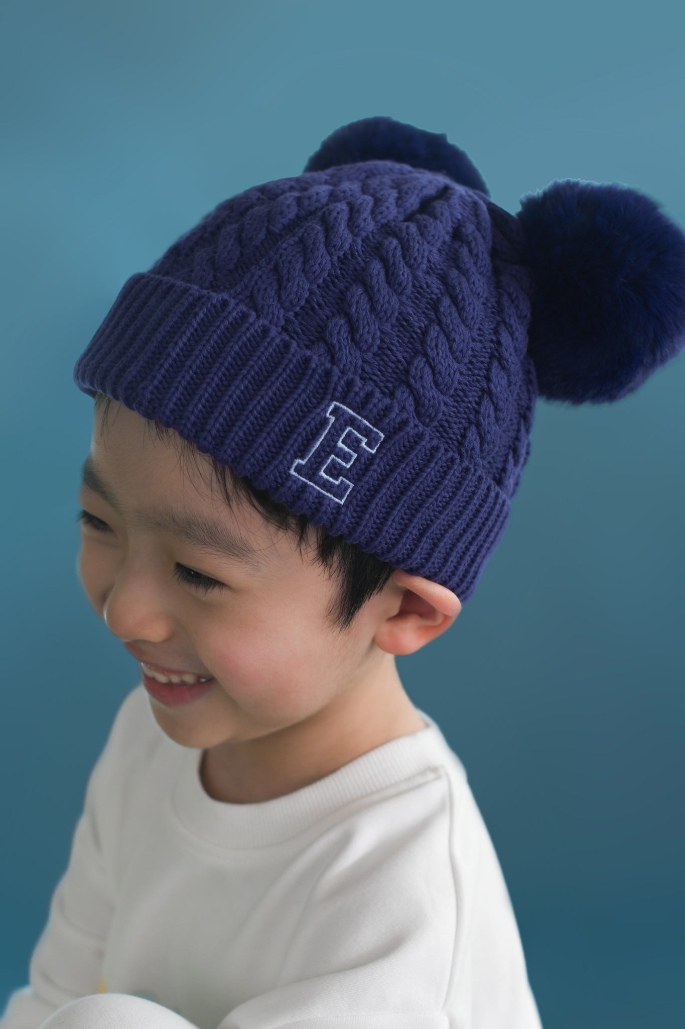 Double-Pom Beanie - Dark Blue