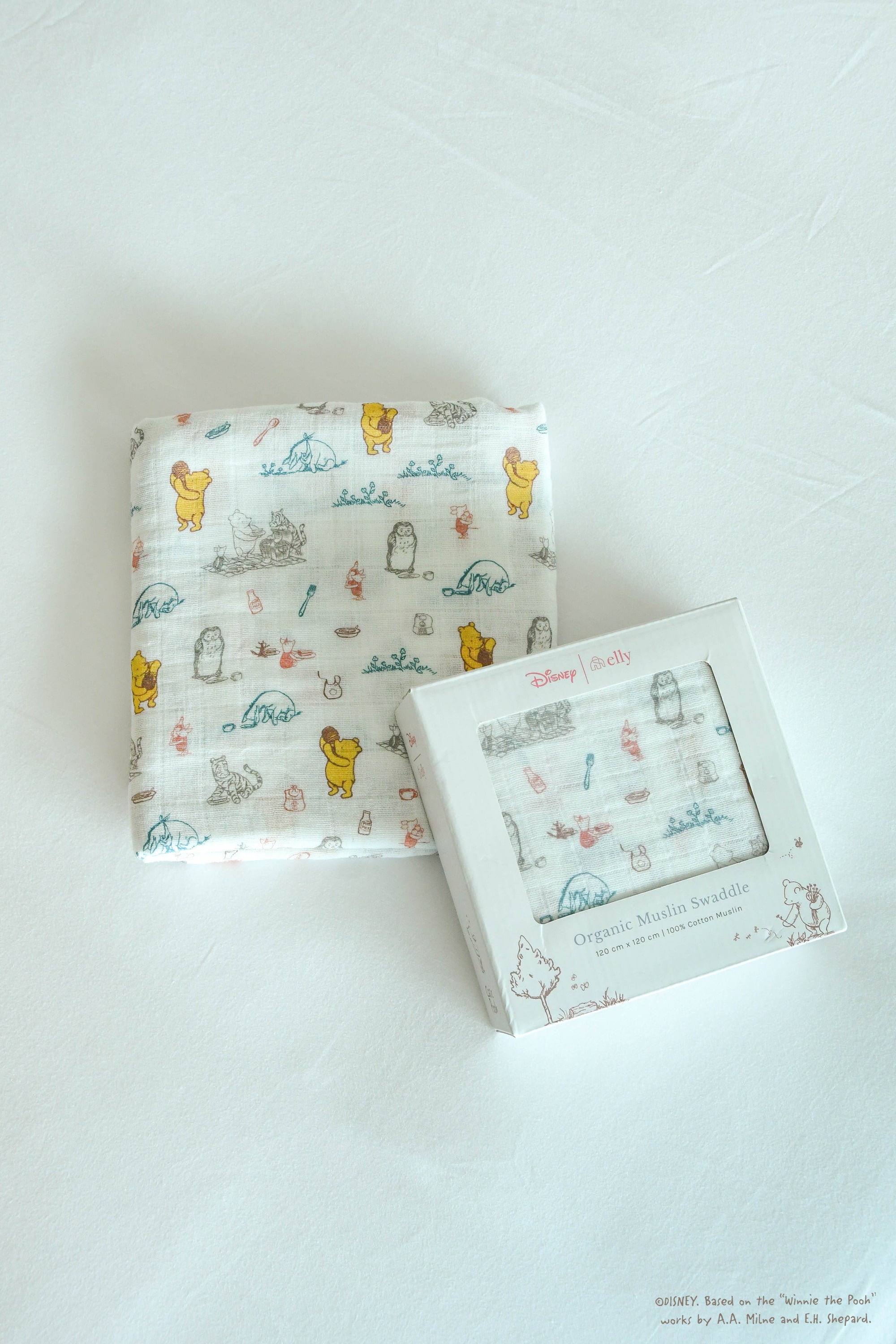 Organic Cotton Swaddle - Picnic With Pooh