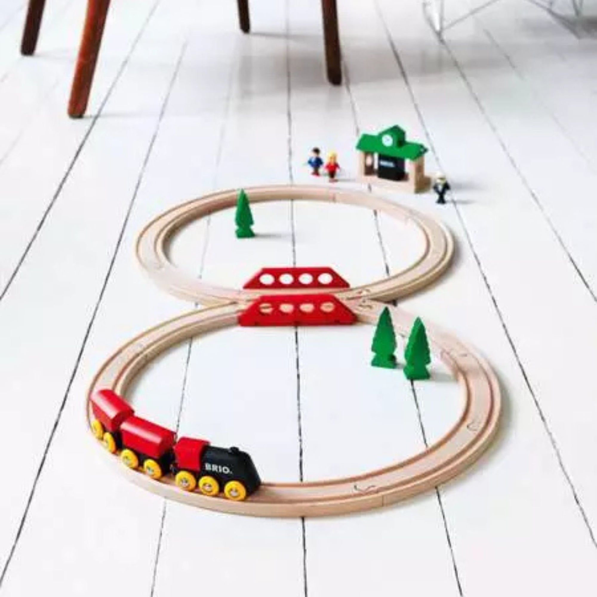 Brio Classic Travel Fig 8 Set | The Elly Store