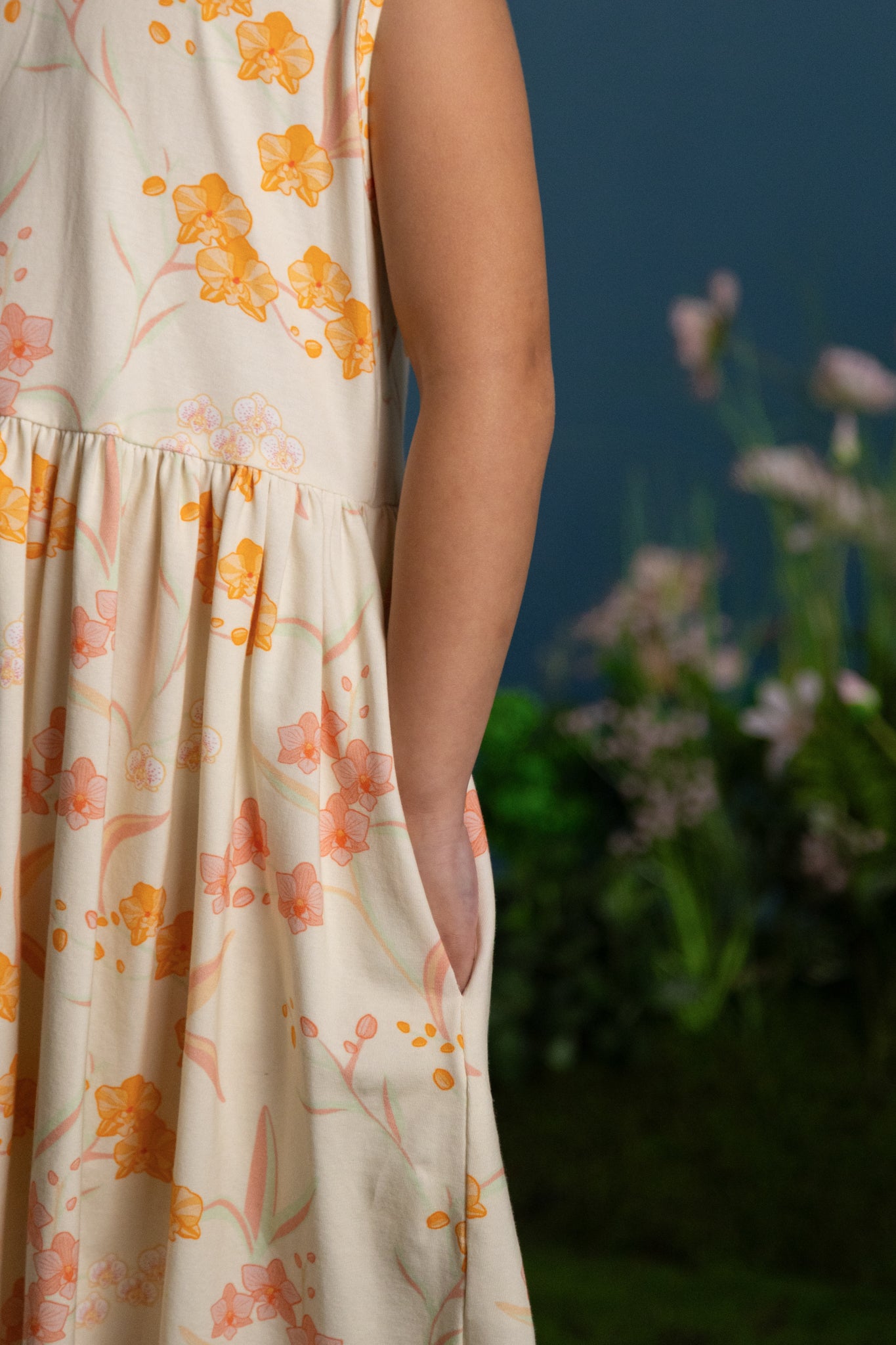 Jersey Luna Cheongsam - Cream Orchid Garden