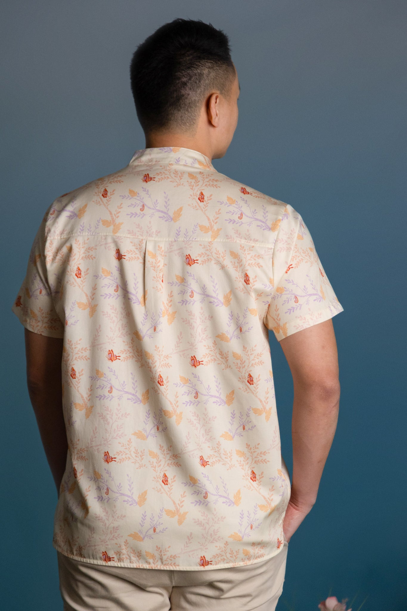 Men's Mandarin-collared Shirt - Coral Flutter Spring