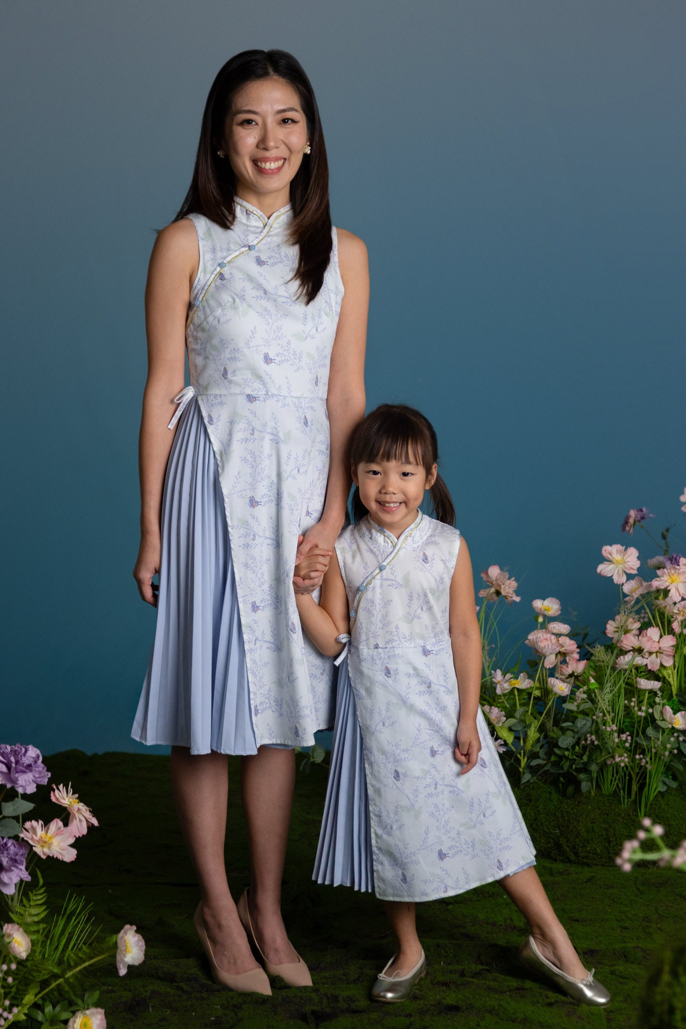 Ladies Wrap Cheongsam - Blue Flutter Spring