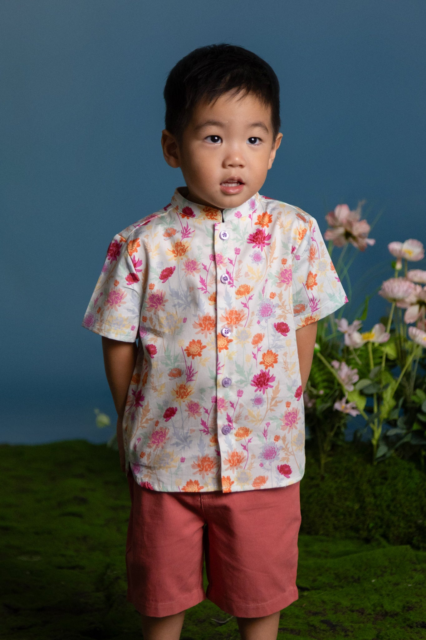 Mandarin-collared Shirt - Colourful Chrysanthemums