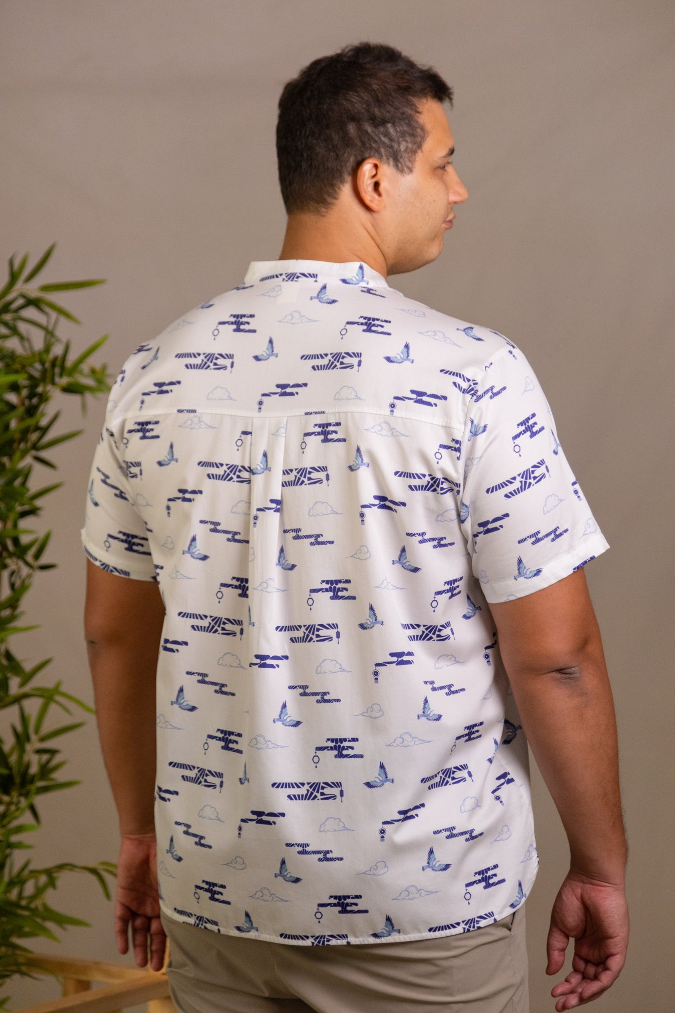 Men's Mandarin-collared Shirt - Porcelain Clouds