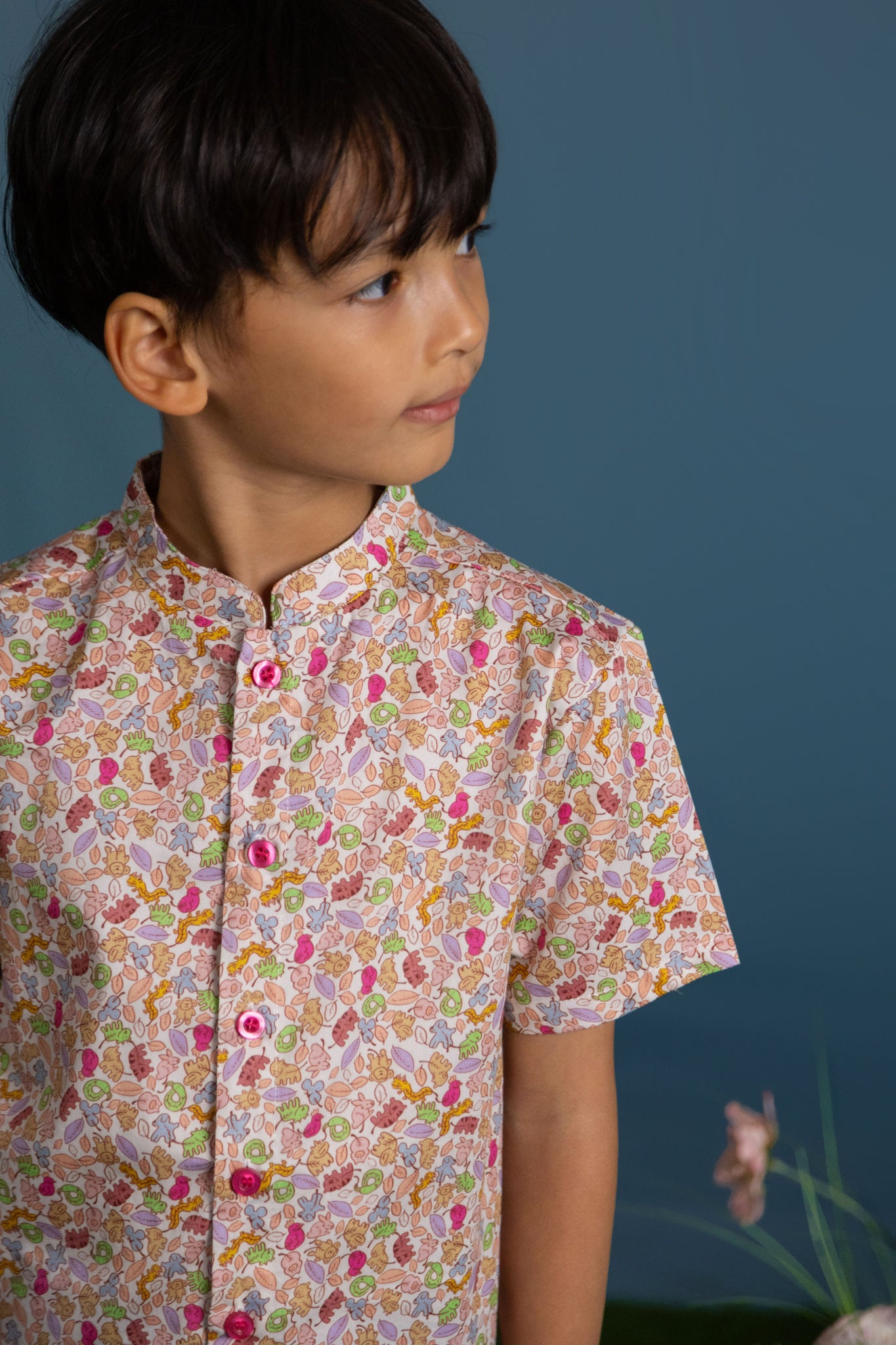 Mandarin-collared Shirt - Zodiac Leaves