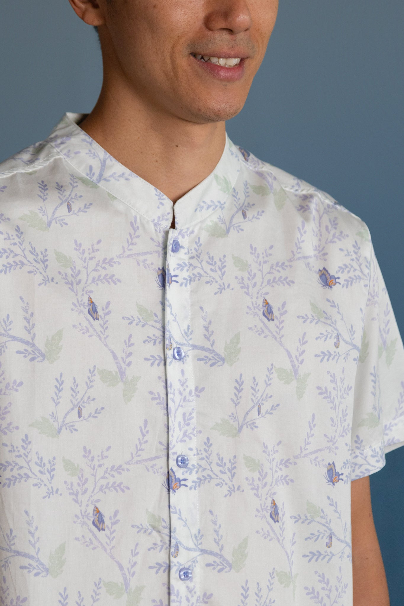 Men's Mandarin-collared Shirt - Blue Flutter Spring