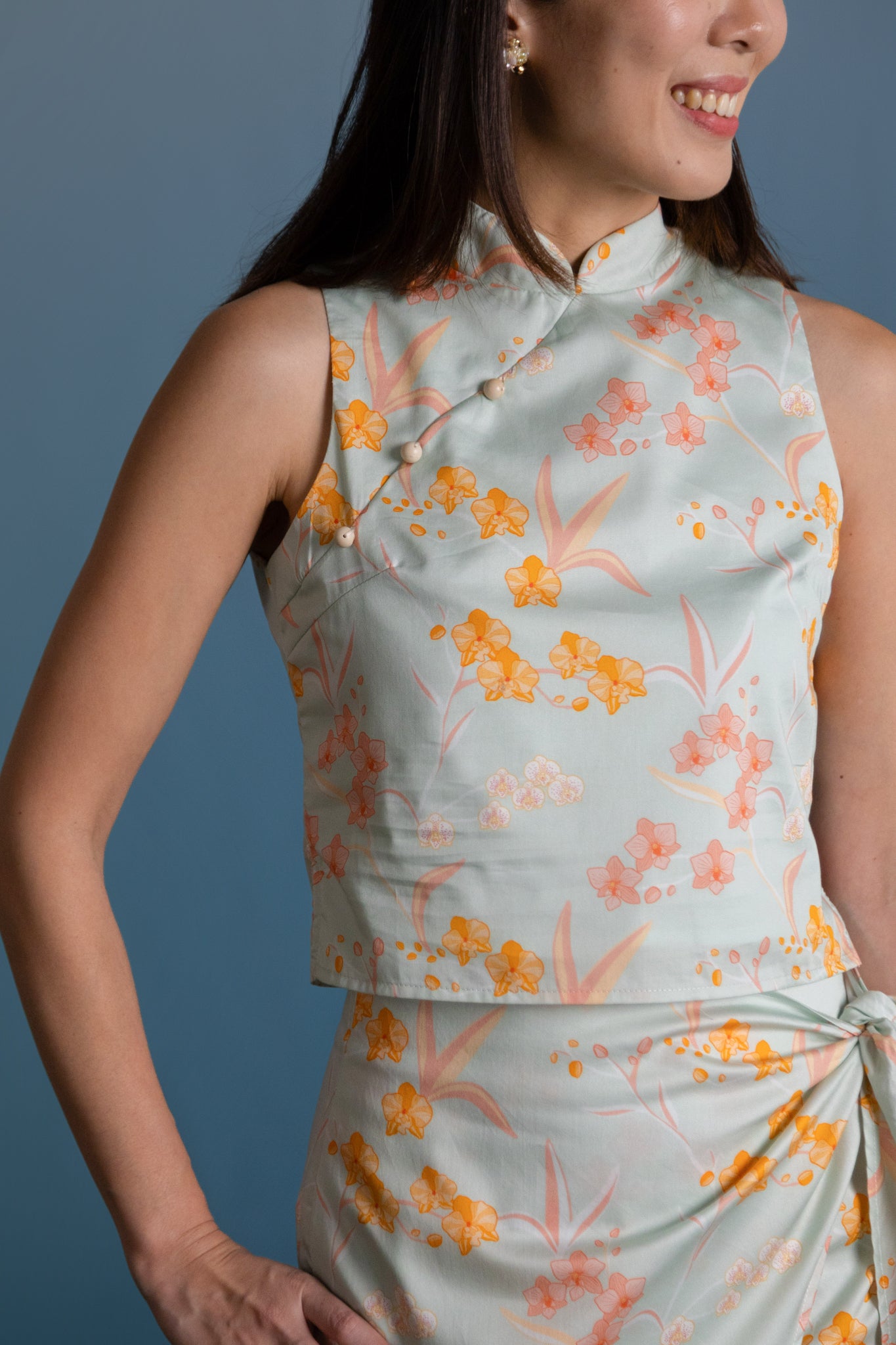 Ladies Amber Top - Teal Orchid Garden