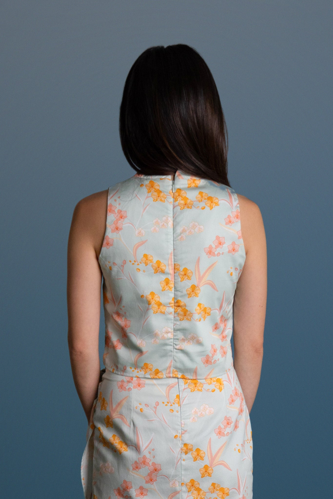 Ladies Amber Top - Teal Orchid Garden