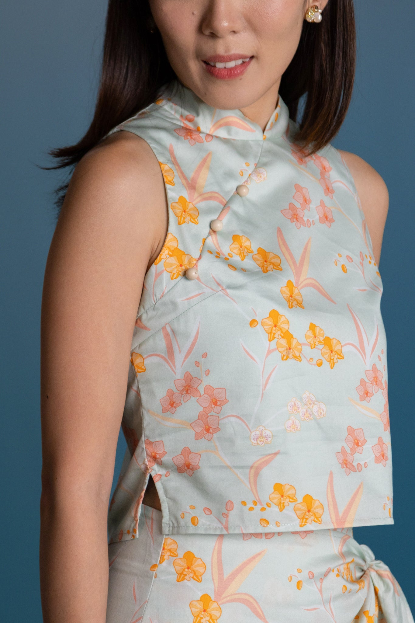 Ladies Amber Top - Teal Orchid Garden