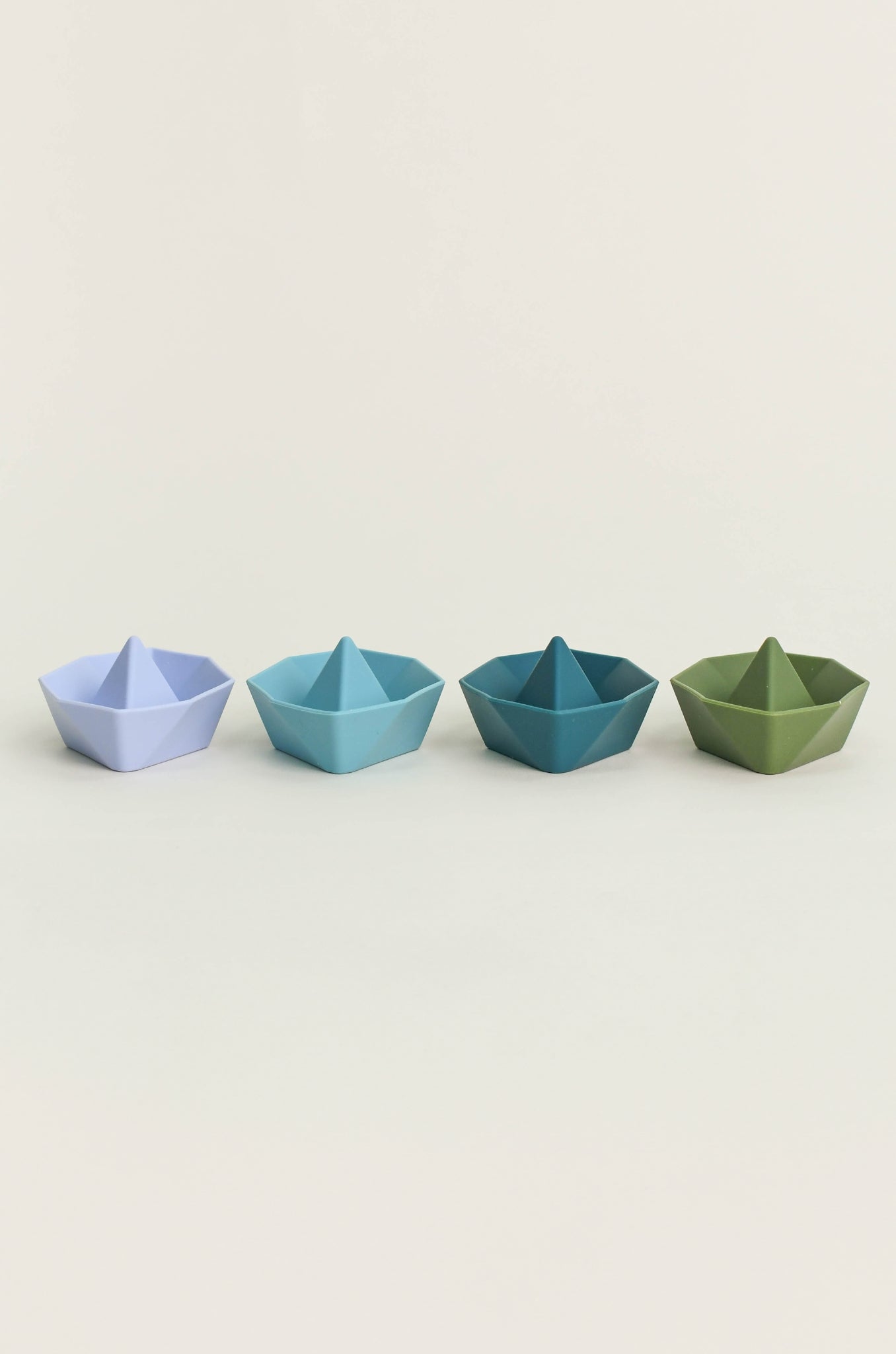 Olive | Stackable Boat - Blue Set of 4 | The Elly Store 