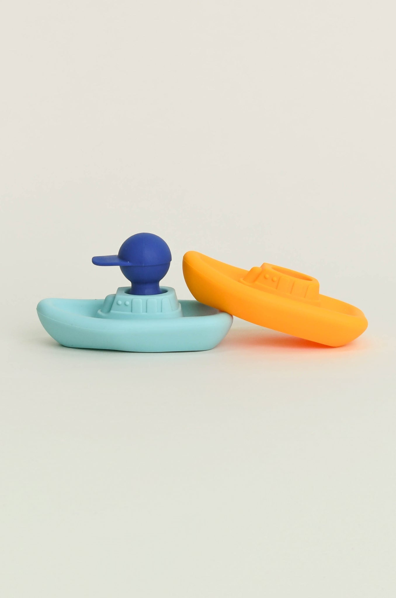 Olive | Man in Boat Bath Toy - Turquoise / Yellow | The Elly Store