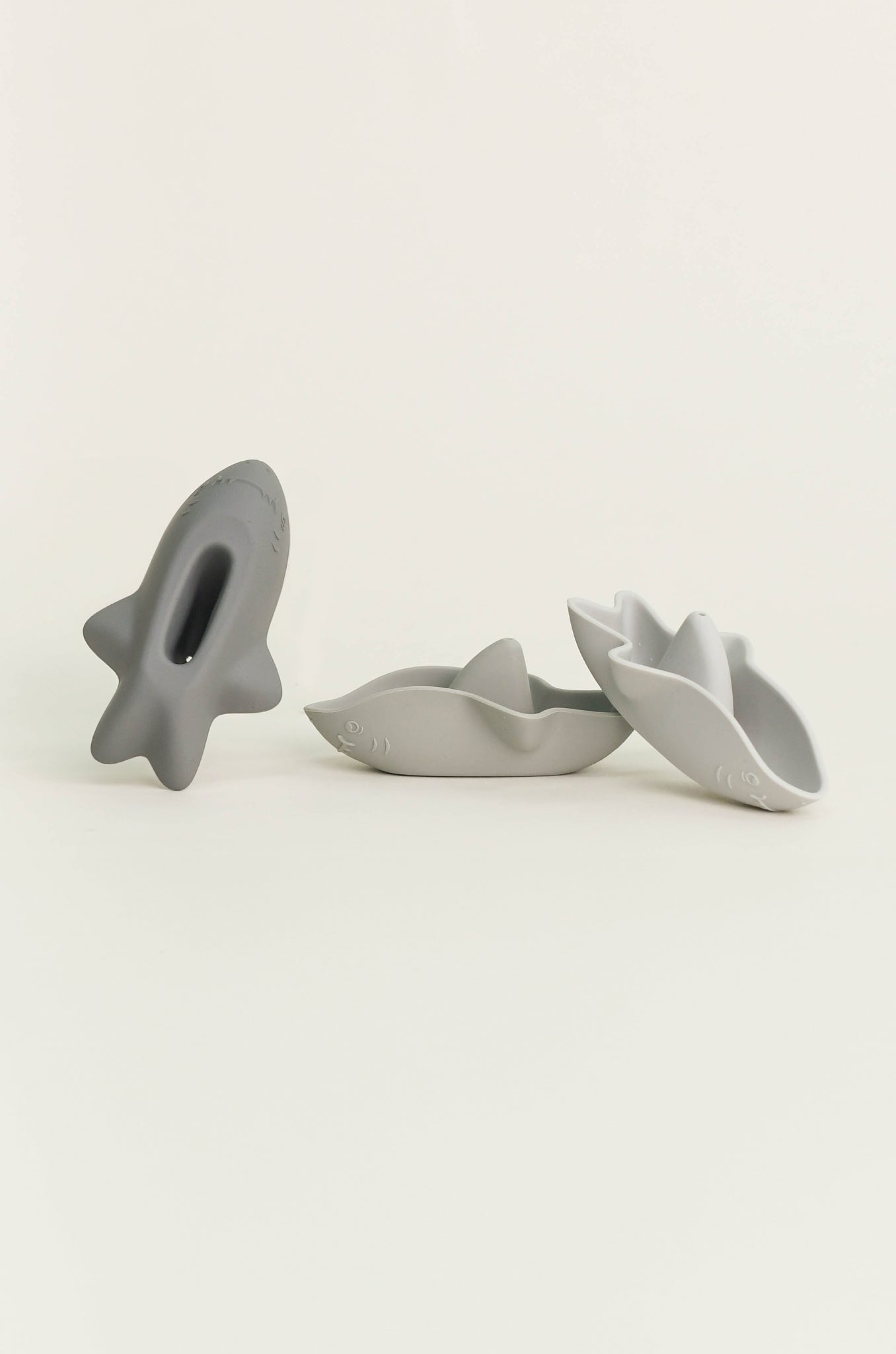 Olive | Stackable Sharks - Grey Set of 3 | The Elly Store