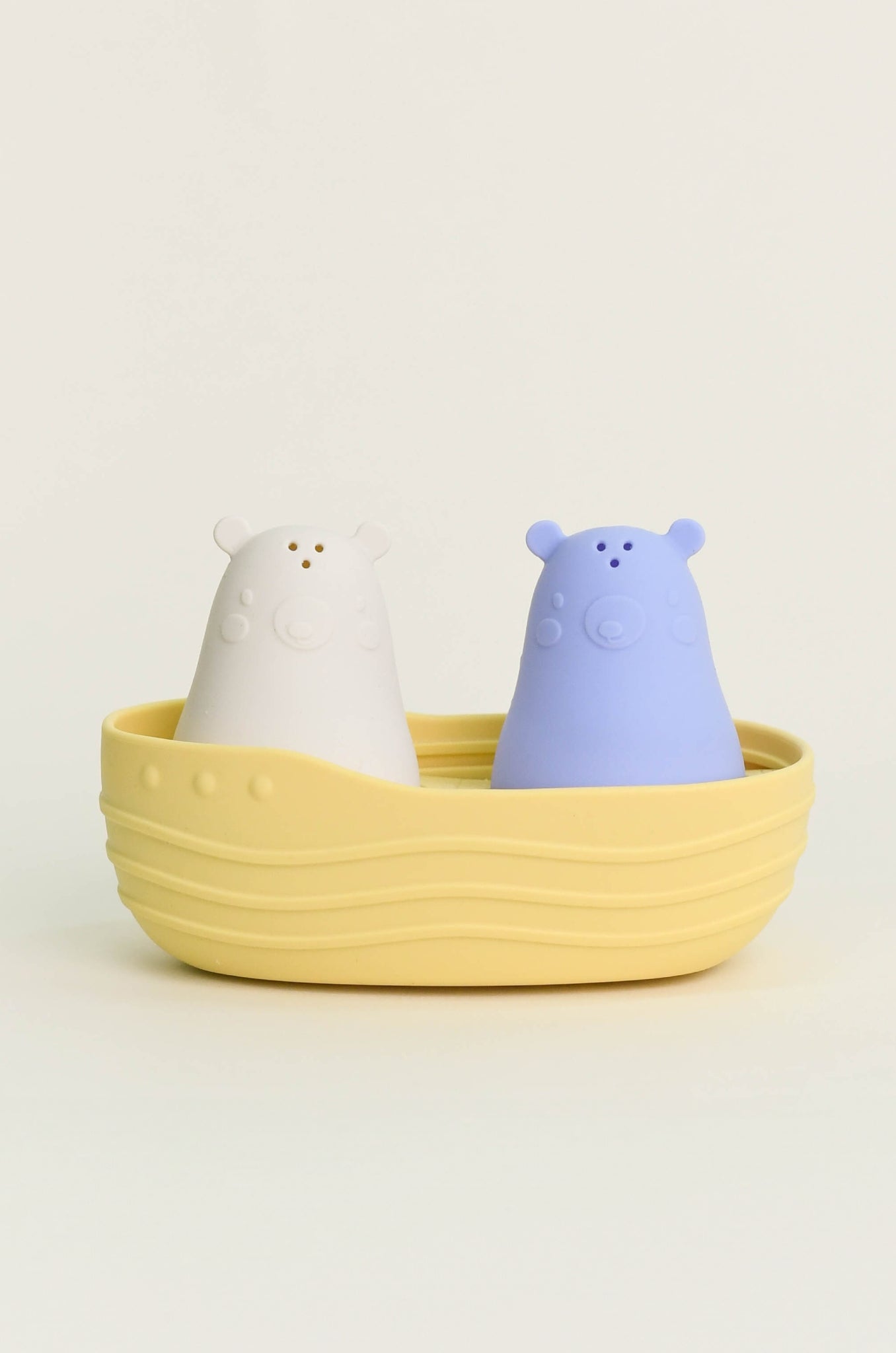 Olive | Boat Buddies Bath Toy | The Elly Store