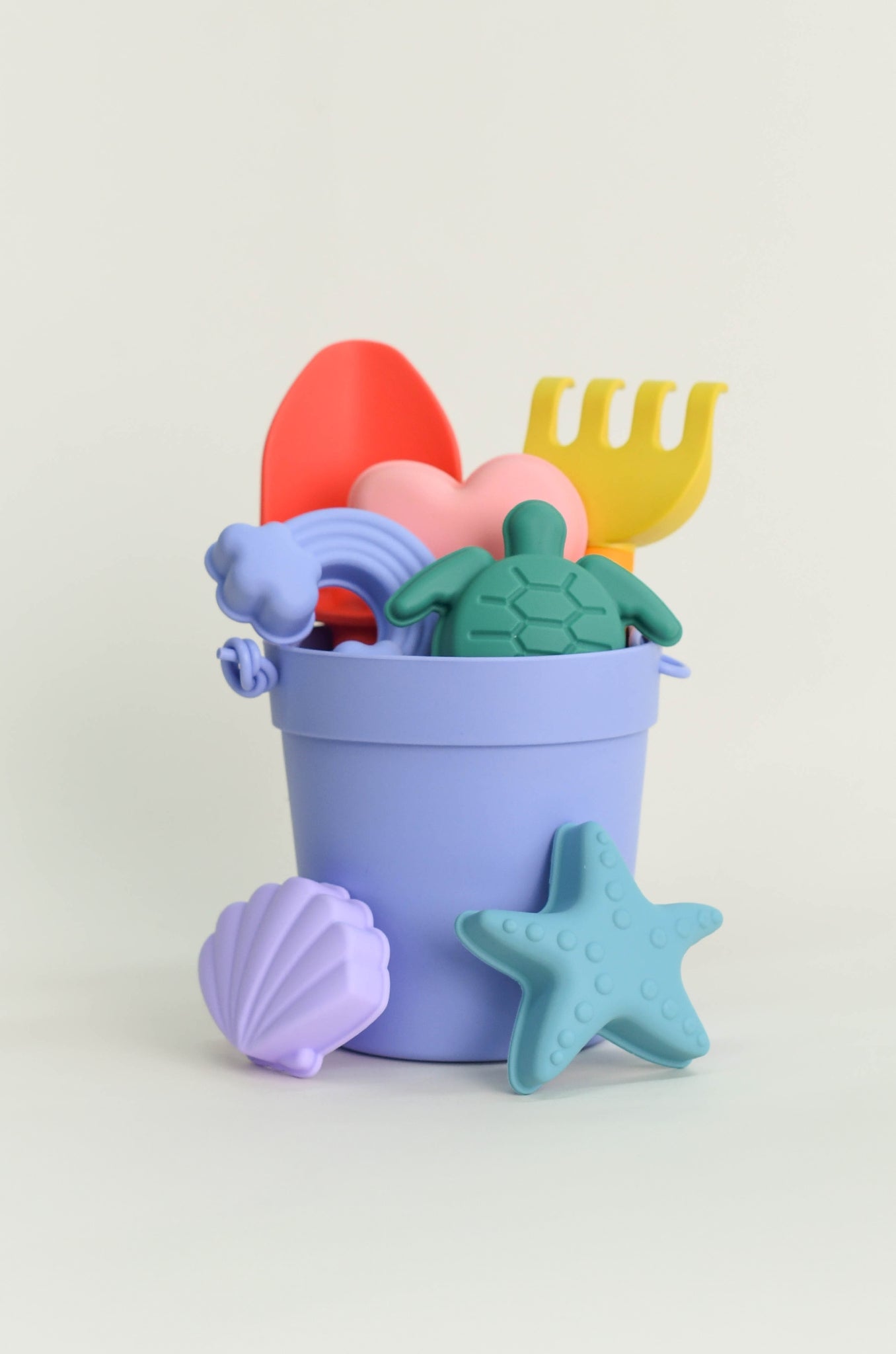 Olive | Beach Bucket Sand Play Set - Purple 8 piece Set | The Elly Store