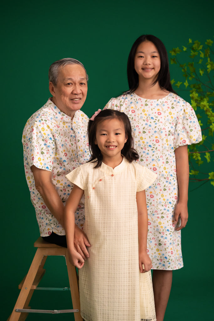 Family Twinning Dresses : Black Floral Family Set